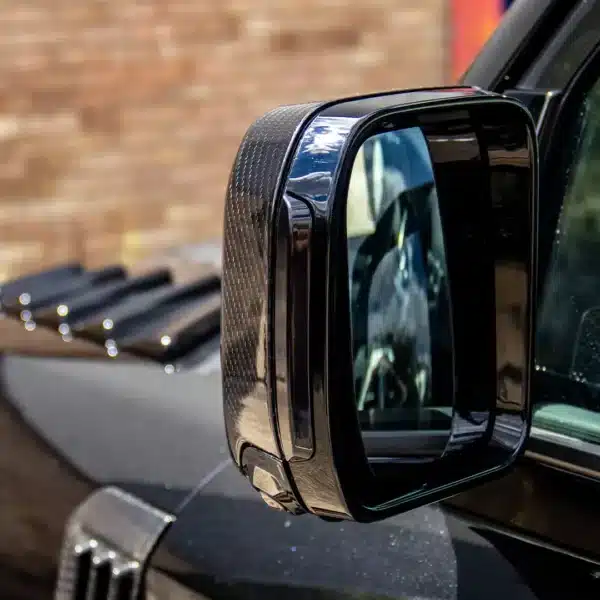 New Defender L663 Dynamic Mirror Indicators