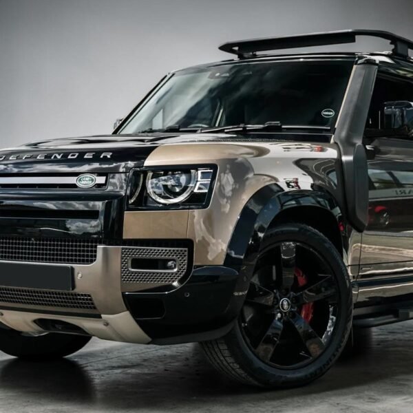 DEFENDER 90 extended wheel arch kit Gloss Black 4-delig